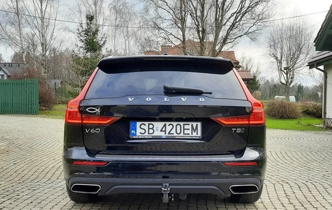 Volvo V60 Cross Country cena 119900 przebieg: 64800, rok produkcji 2020 z Biała małe 667